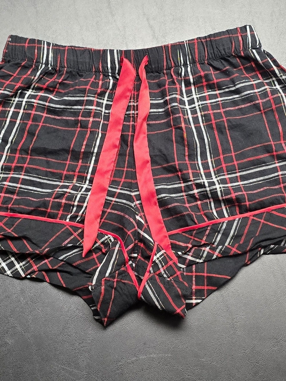 Victoria's Secret Black Plaid Pajama Shorts with Red Drawstring Petite Small